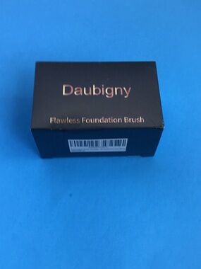 Flawless Foundation Brush – Black